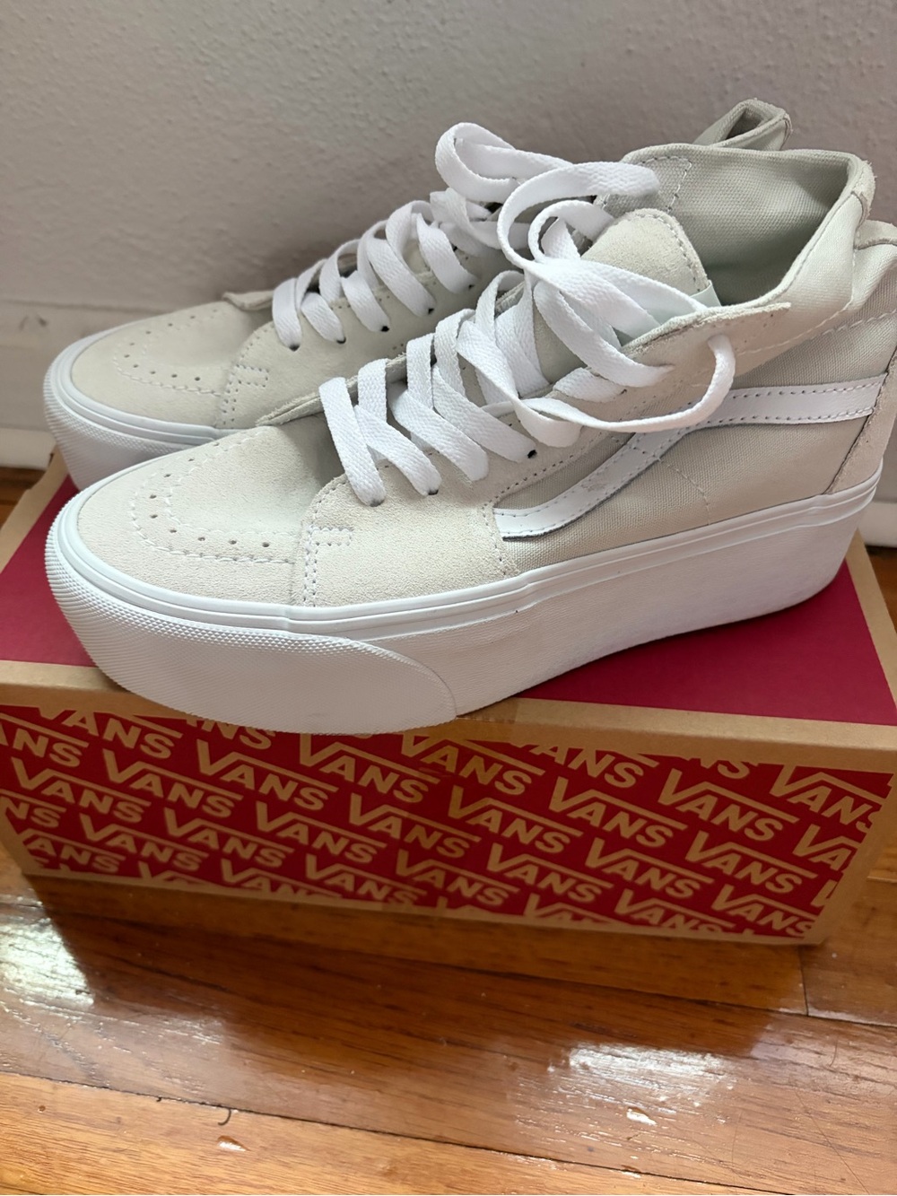 Vans Ski-8 Hi Tapered White/Grey Women’s 7.5 New